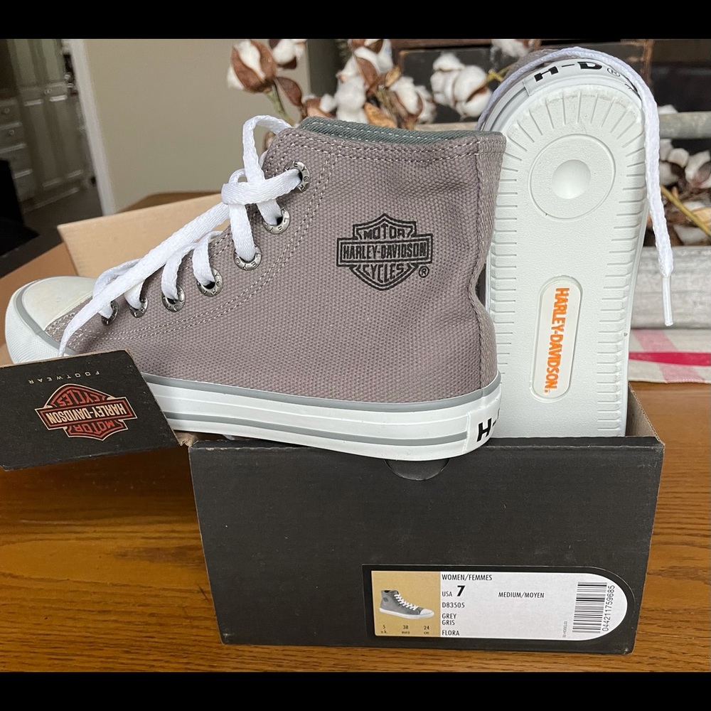 Harley Davidson Women’s Size 7 High Top Sneakers